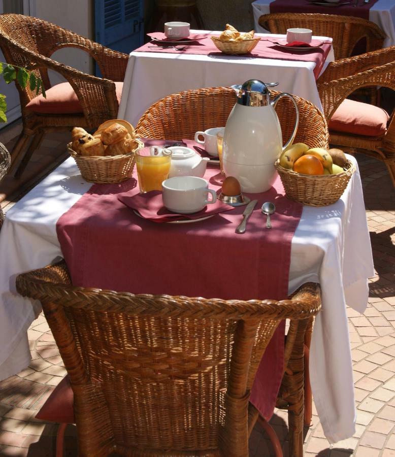 Auberge Des Glycines Porquerolles Ngoại thất bức ảnh
